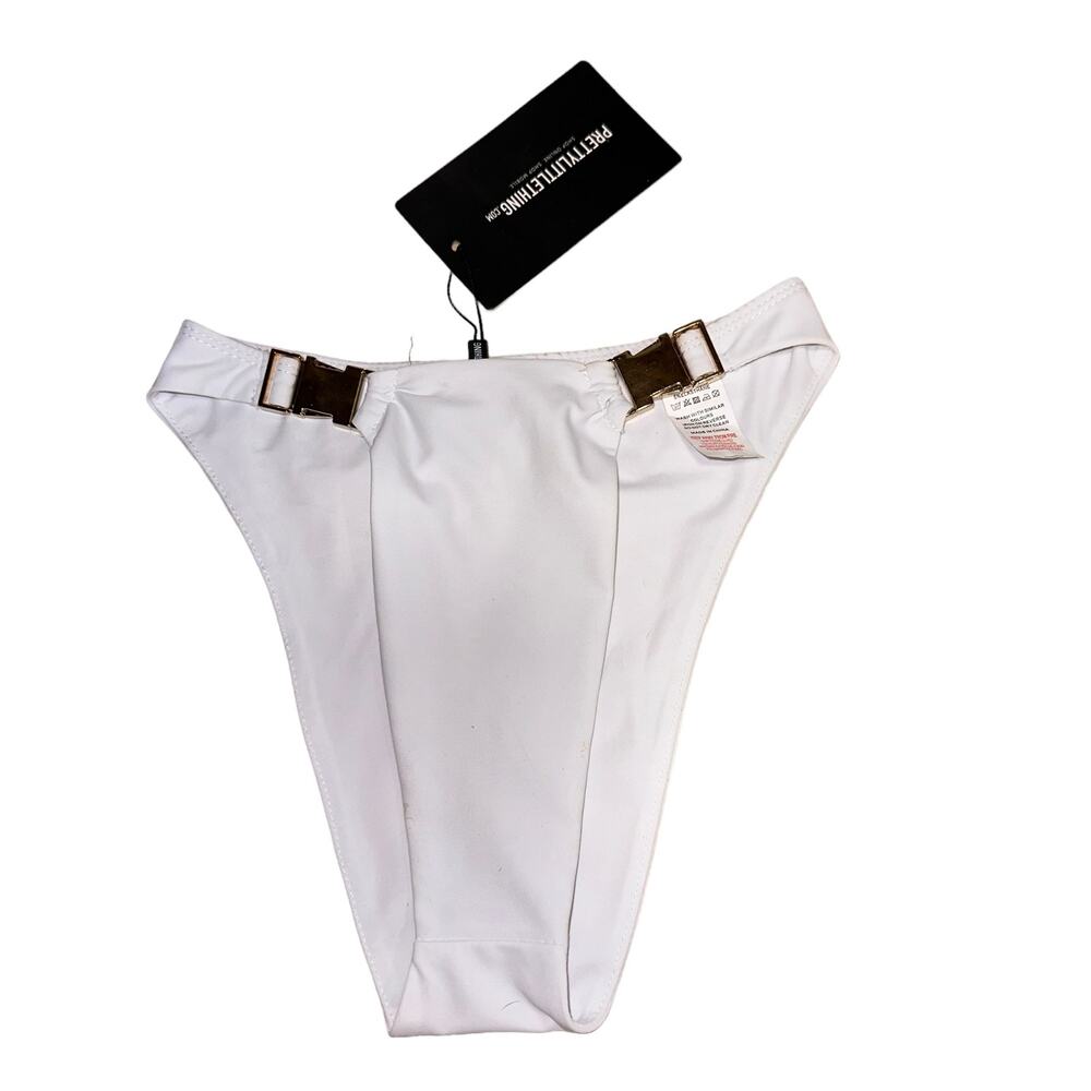 NWT PrettyLittleThing Whiteā Buckle High Waisted Bikini Bottoms Size 0 High Leg